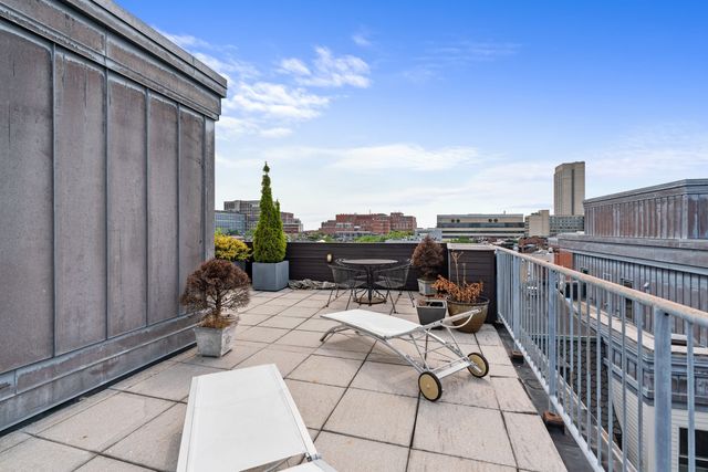 1721-1723 Washington St 610, Boston, MA 02118