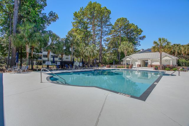 1025 Riverland Woods Place 214, Charleston, SC 29412