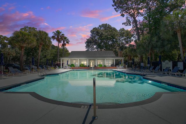 1025 Riverland Woods Place 214, Charleston, SC 29412