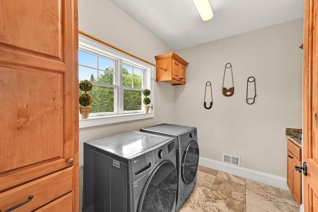 14165 N Pine Bluff ROAD, Mequon, WI 53097