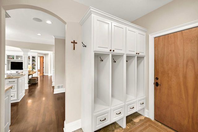 14165 N Pine Bluff ROAD, Mequon, WI 53097