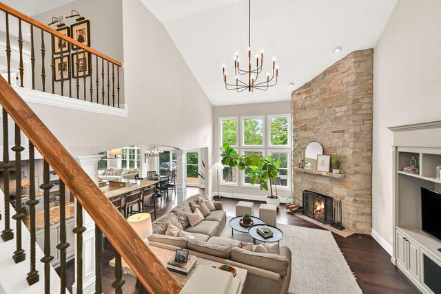 14165 N Pine Bluff ROAD, Mequon, WI 53097