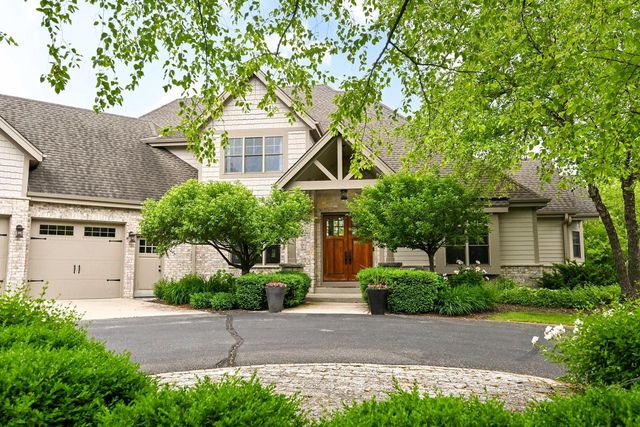 14165 N Pine Bluff ROAD, Mequon, WI 53097