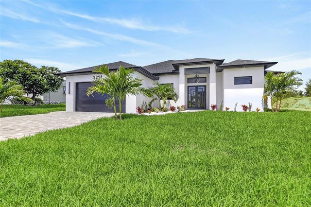 2014 SW 8th PL, Cape Coral, FL 33991