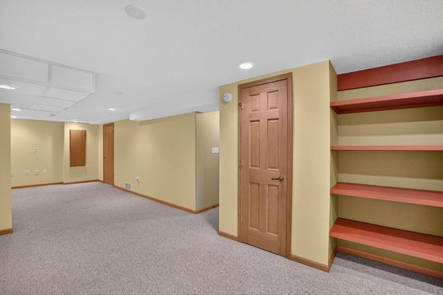 115 Carolina Avenue, Waterloo, IA 50701