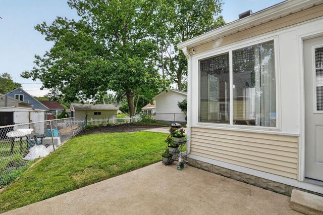 115 Carolina Avenue, Waterloo, IA 50701