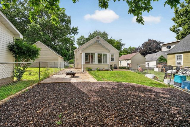 115 Carolina Avenue, Waterloo, IA 50701