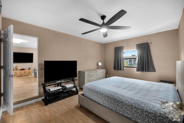 10901 Granite Street, Boca Raton, FL 33428