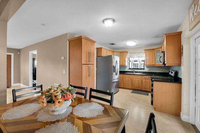 10901 Granite Street, Boca Raton, FL 33428