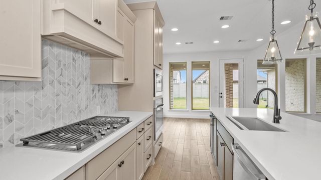 6721 Hillside View Lane, League City, TX 77573