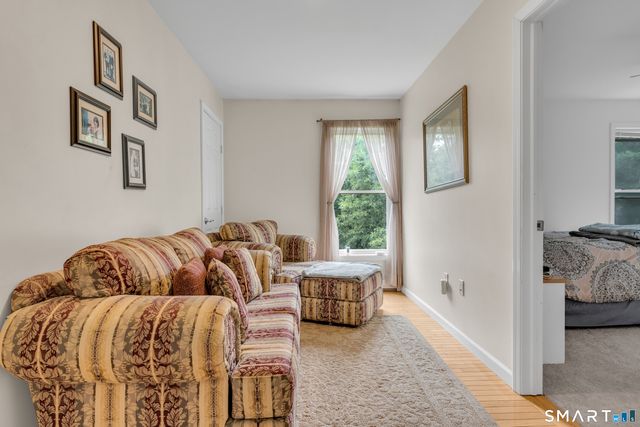 20 Airline Road, Clinton, CT 06413