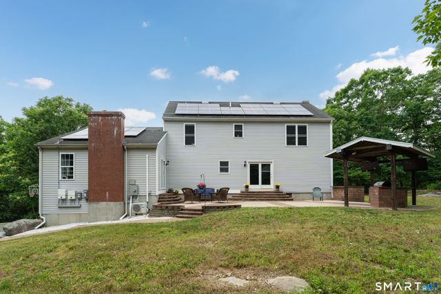 20 Airline Road, Clinton, CT 06413