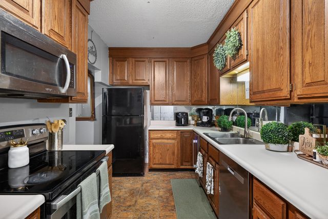 355 S Broadway Unit 202, Lexington, KY 40508