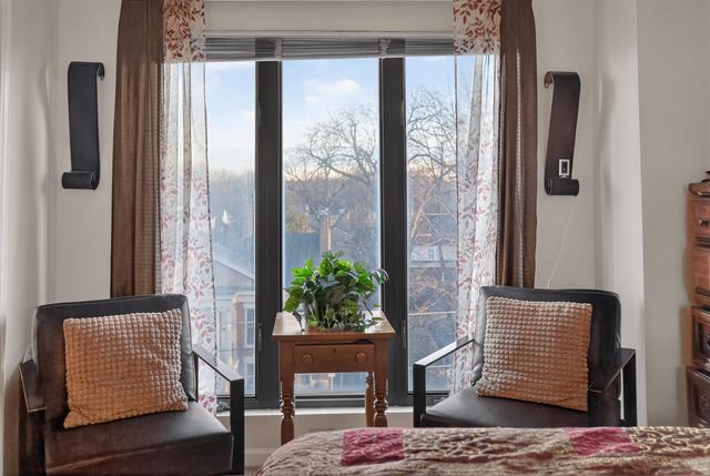 355 S Broadway Unit 202, Lexington, KY 40508