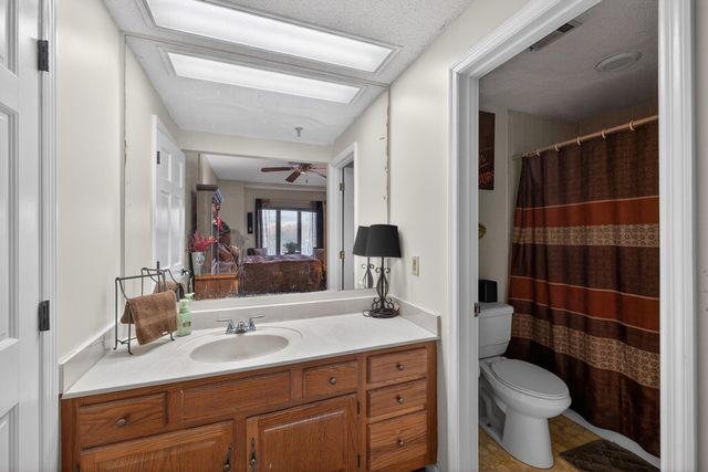 355 S Broadway Unit 202, Lexington, KY 40508