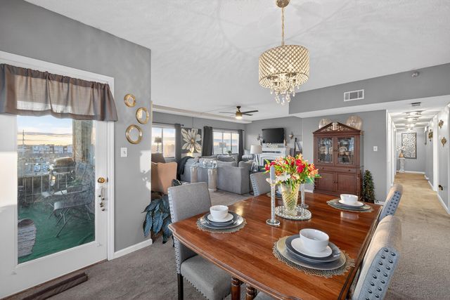 355 S Broadway Unit 202, Lexington, KY 40508