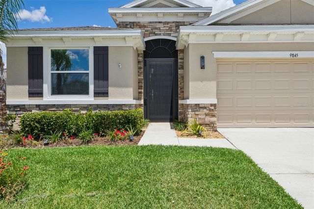 9845 SHORELINE VIEW WAY, Wesley Chapel, FL 33545
