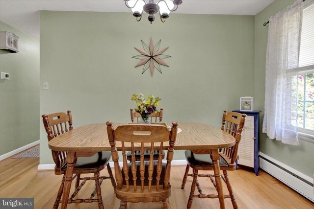111 N 6TH ST, Mount Wolf, PA 17347