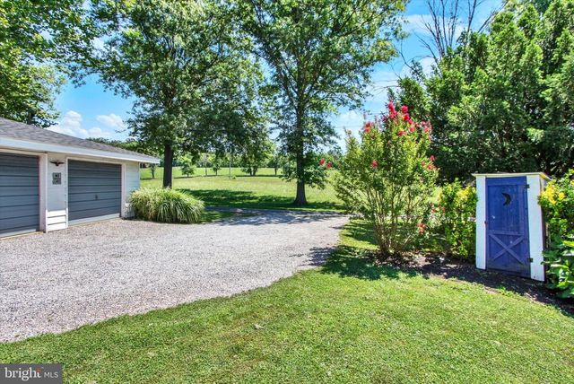 111 N 6TH ST, Mount Wolf, PA 17347