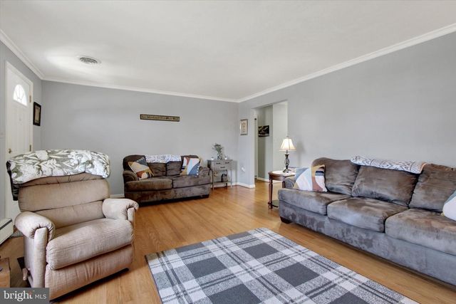 111 N 6TH ST, Mount Wolf, PA 17347
