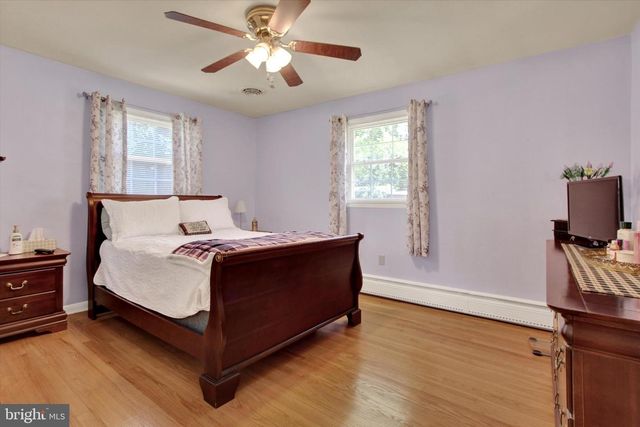 111 N 6TH ST, Mount Wolf, PA 17347