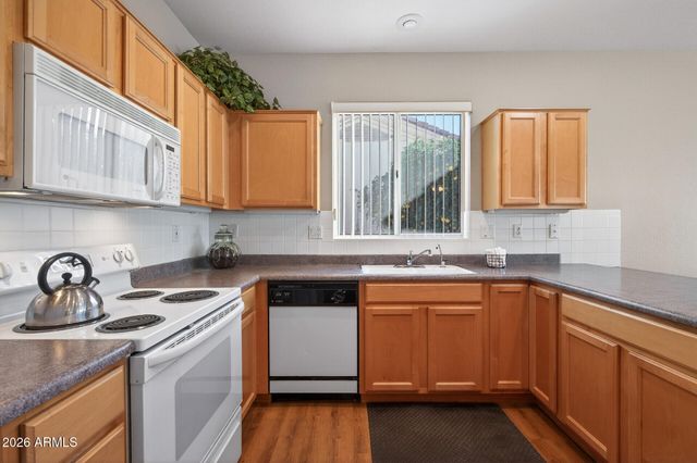 14833 W TOMAHAWK Way, Sun City West, AZ 85375