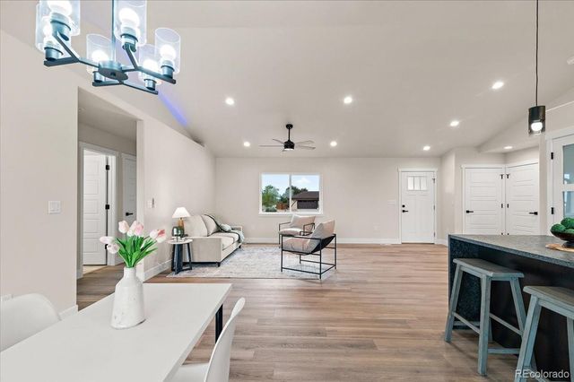 611 E Fredonia Drive, Pueblo West, CO 81007