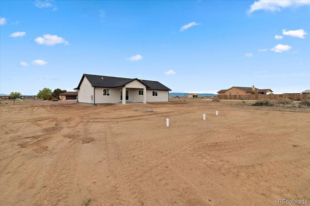 611 E Fredonia Drive, Pueblo West, CO 81007