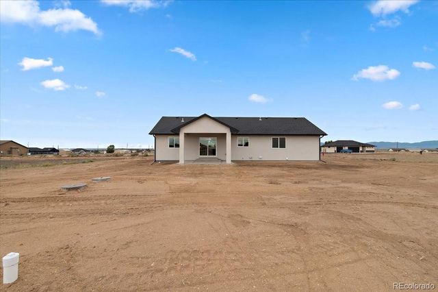 611 E Fredonia Drive, Pueblo West, CO 81007