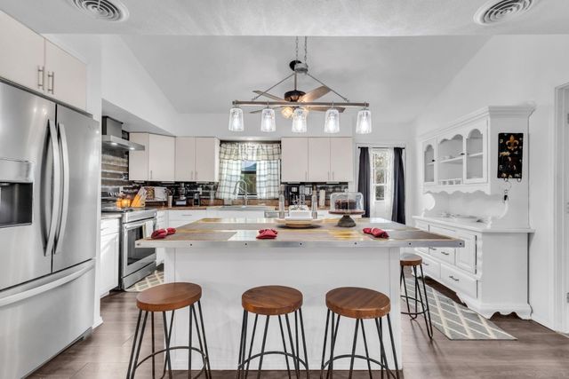 208 Dogwood Circle, Woodville, TX 75979