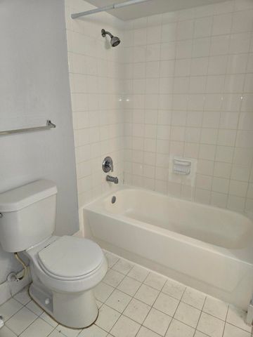 7832 Sonoma Springs Circle 105, Lake Worth, FL 33463