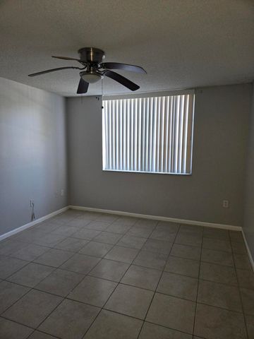 7832 Sonoma Springs Circle 105, Lake Worth, FL 33463