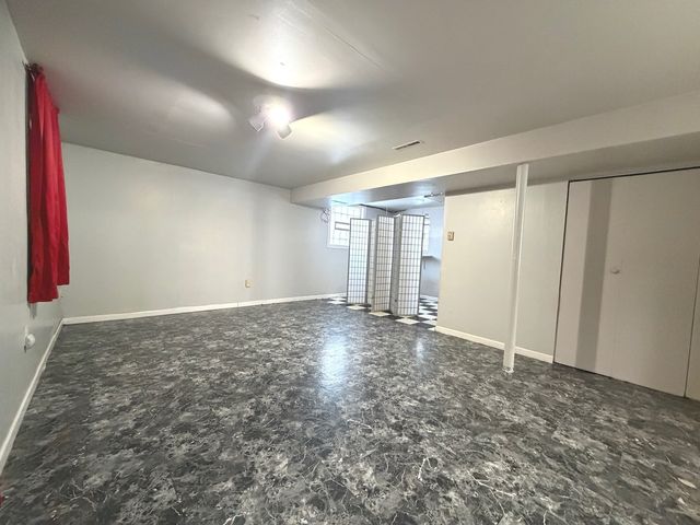 450 E Mulberry Court, Glenwood, IL 60425