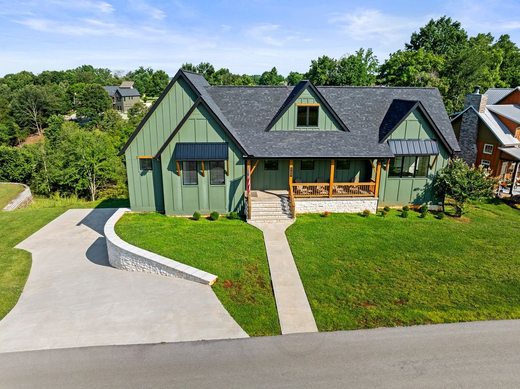 169 Joy Cir, Winchester, TN 37398