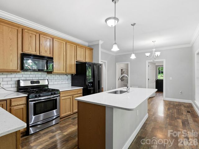 35 Cedar Farm Road, Asheville, NC 28803