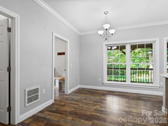 35 Cedar Farm Road, Asheville, NC 28803