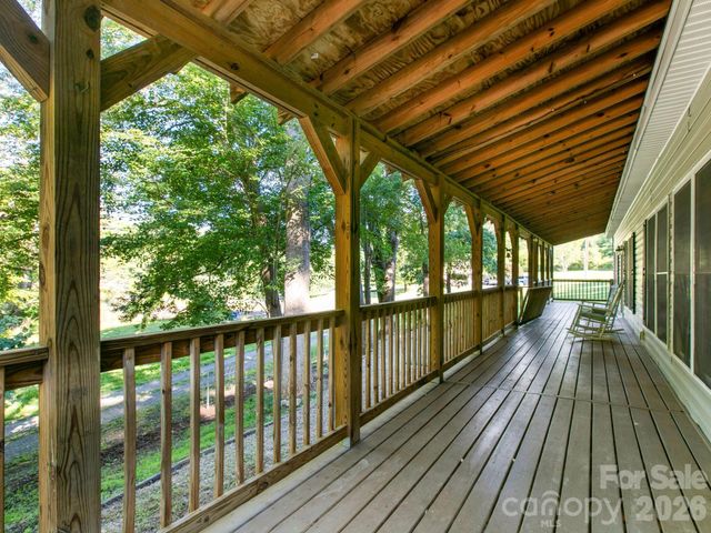 35 Cedar Farm Road, Asheville, NC 28803
