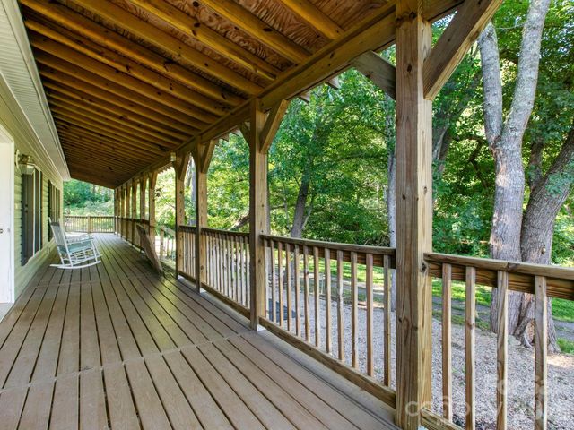 35 Cedar Farm Road, Asheville, NC 28803