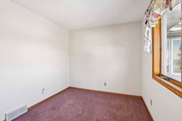 1070 Hageman Road, Belleville, WI 53508