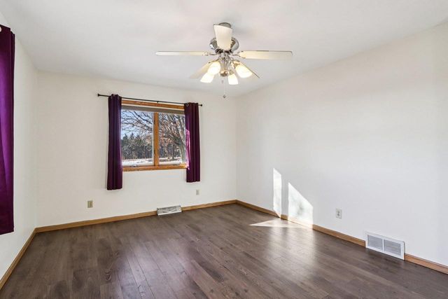 1070 Hageman Road, Belleville, WI 53508