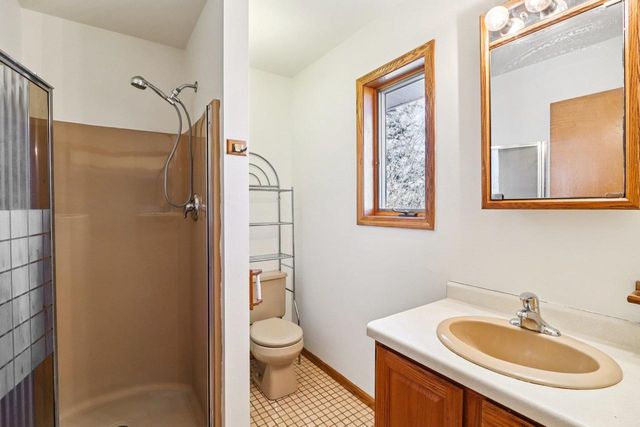 1070 Hageman Road, Belleville, WI 53508