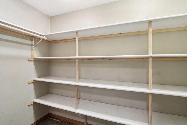 1070 Hageman Road, Belleville, WI 53508