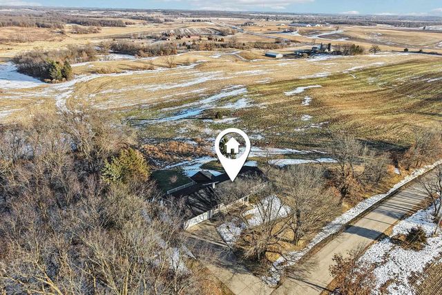 1070 Hageman Road, Belleville, WI 53508