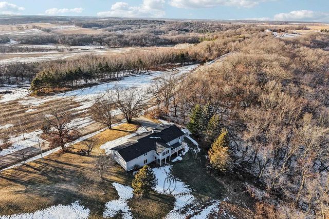 1070 Hageman Road, Belleville, WI 53508