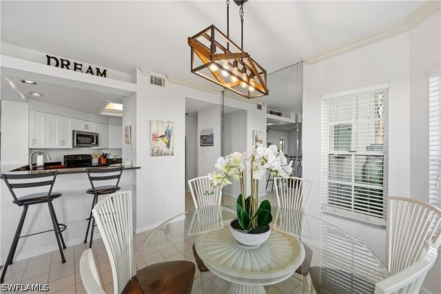 6260 Bellerive AVE 404, Naples, FL 34119