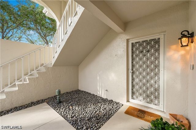 6260 Bellerive AVE 404, Naples, FL 34119