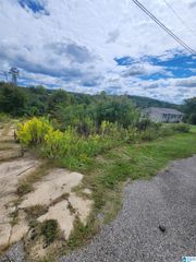 2708 NELDA CIRCLE, Fultondale, AL 35217