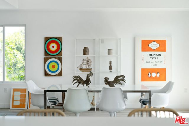 2512 Berkeley Avenue, Los Angeles, CA 90026