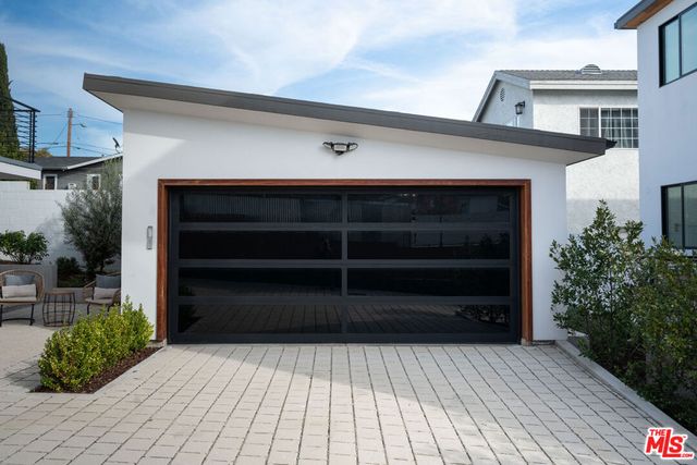 2512 Berkeley Avenue, Los Angeles, CA 90026