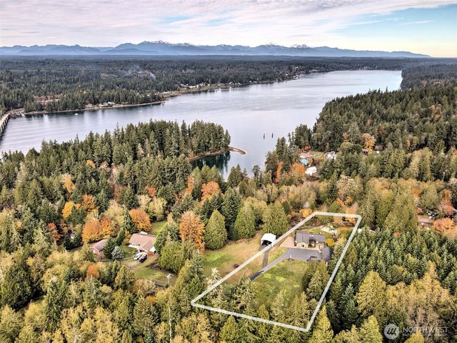 67 E South Island Drive, Shelton, WA 98584